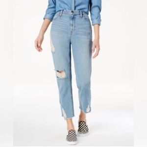 Black Daisy Juniors 100% Cotton Ripped Cropped Distressed Mom Jeans.     Size-7